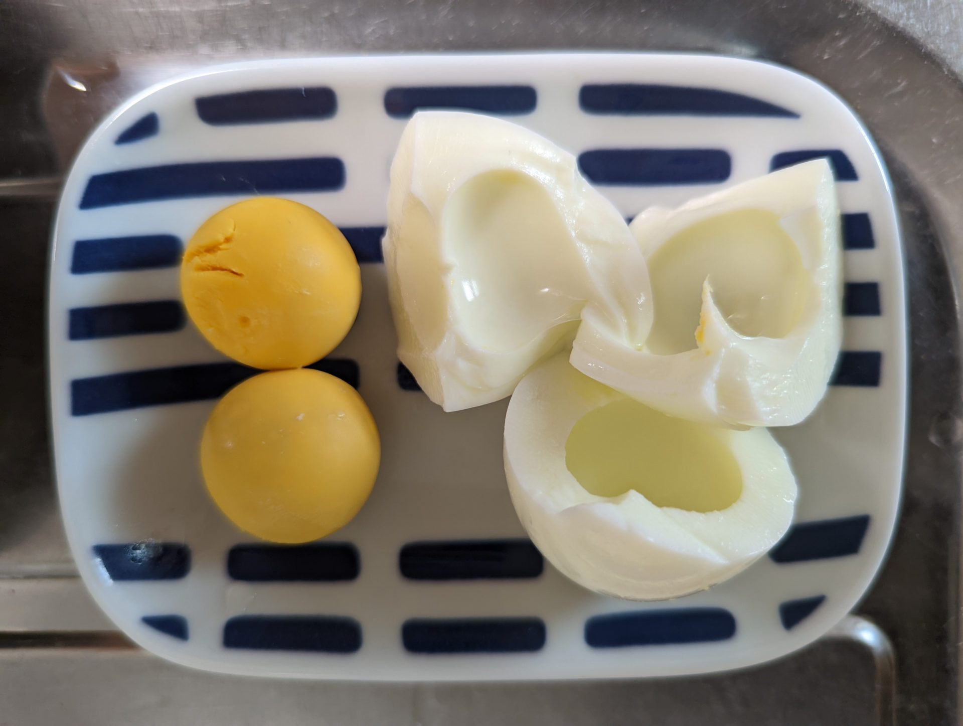 ふたごのゆで卵